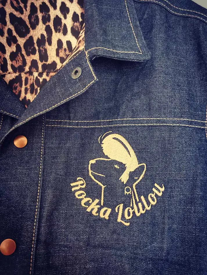 Veste en jean sans manches Rockaloulou – Image 2
