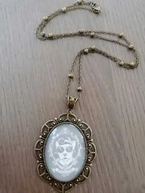 Collier sautoir Rockalouloute